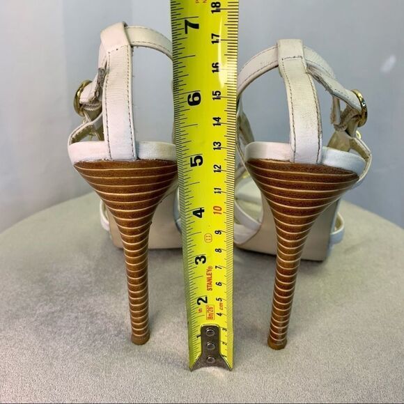 Bebe White strappy Leather with gold ring chain detail sandal high heels Sz 8.5 - Picture 6 of 7